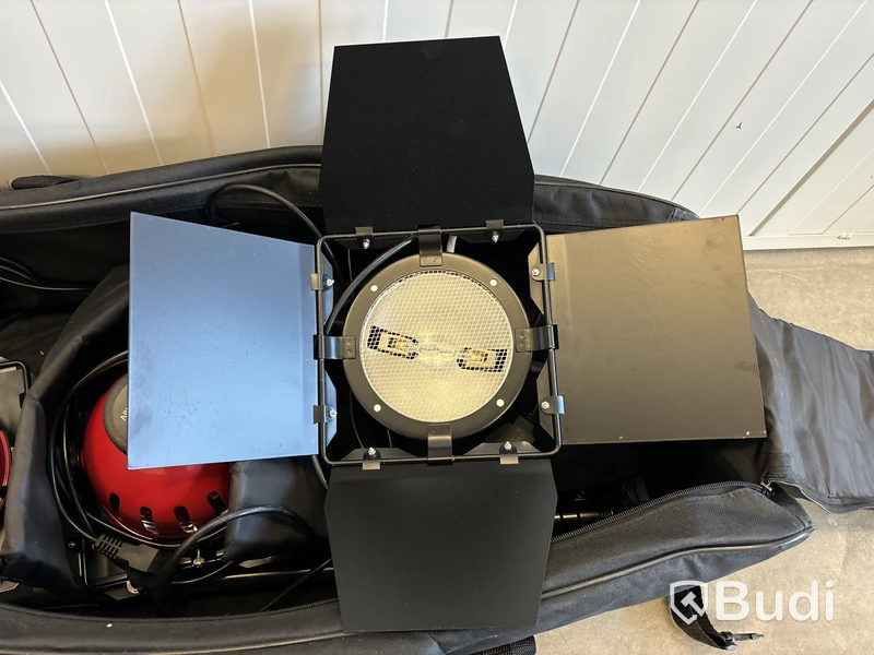 3 st studiolampor halogen Bresser DTR-800 med stativ & väska