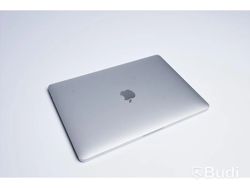 MacBook Pro - Apple, 2017.