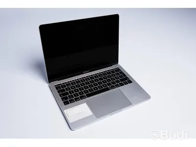 MacBook Pro - Apple, 2017.