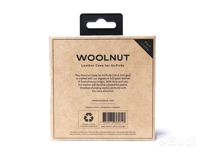 Skydd till Airpods 4st - Woolnut Leather Case for Airpods 1st & 2nd gen. Ny, Obruten förpackning.