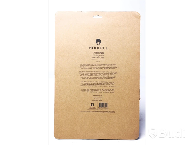 Skydd till Macbook 3st - Woolnut Leather Sleeve for Macbook 16" och 13". Ny, Obruten förpackning.