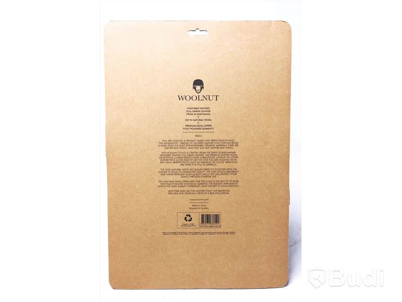Skydd till Macbook 3st - Woolnut Leather Folio for Macbook 16". Ny, Obruten förpackning.