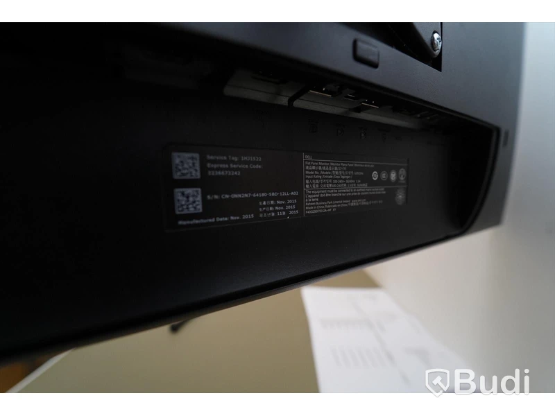 Dell skärm på svängarm. Dell U2515Hc