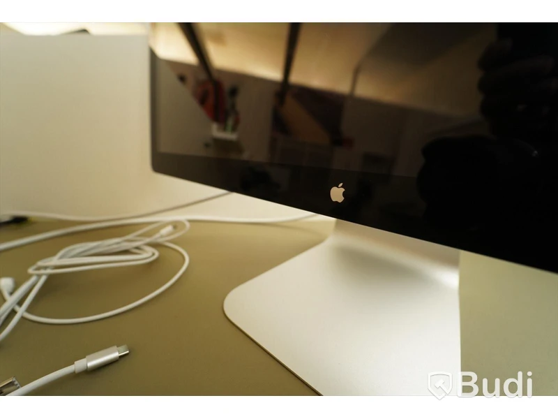 Apple 27 tums Cinema display Apple 1316 skärm. OMSTARTAD