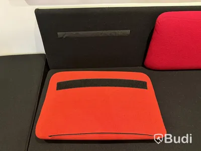 2 st soffor Offert, 2 st fåtöljer Scandiform, bord