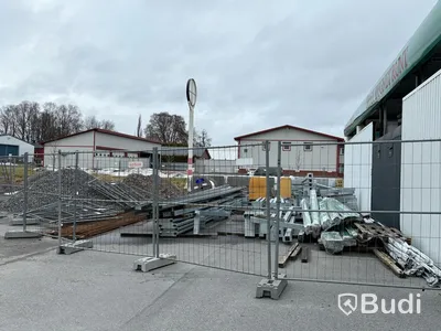 Garagehall med 14 portar - (52,5 x 10 m)