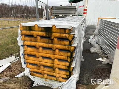 Garagehall med 14 portar - (52,5 x 10 m)