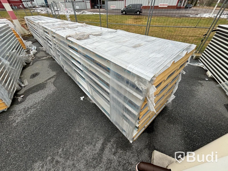 Garagehall med 14 portar - (52,5 x 10 m)