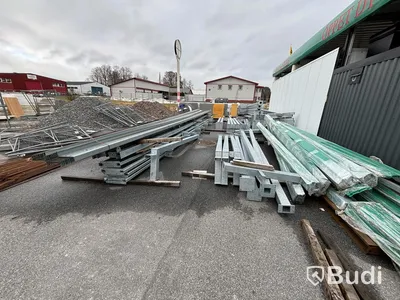 Garagehall med 14 portar - (52,5 x 10 m)