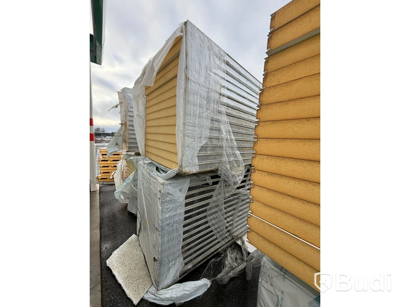Garagehall med 14 portar - (52,5 x 10 m)
