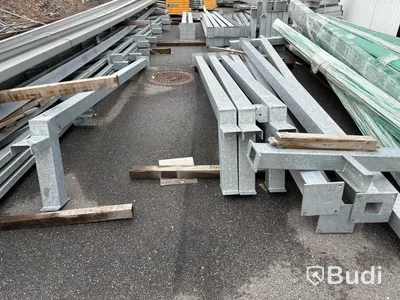Garagehall med 14 portar - (52,5 x 10 m)
