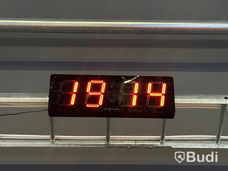 Digital väggklocka Nextime