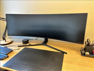 Datorskärm 49 tum curved