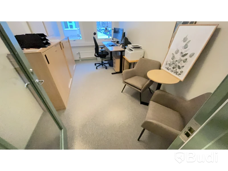Kontorsmöbler från 2023