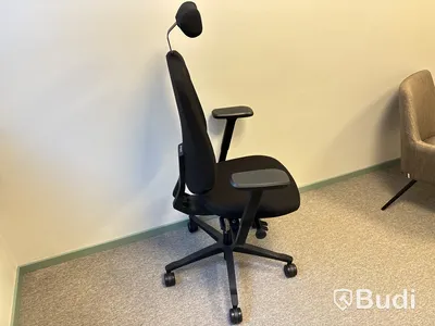 Kontorsmöbler från 2023