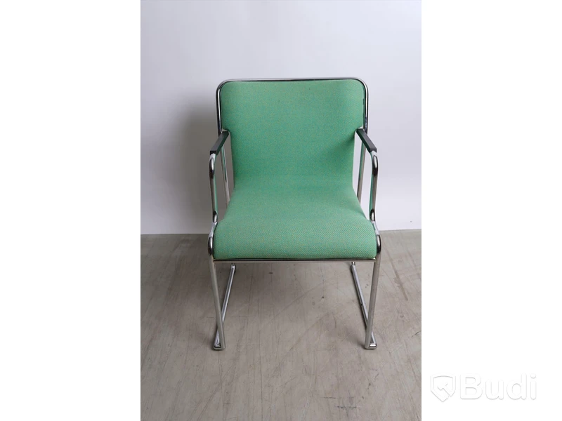 Karmstolar stapelbara Lammhults - 5 st. "77", Design Börje Lindau och Bo Lindekrantz, tillverkningsår 1994. Mindre slitage.