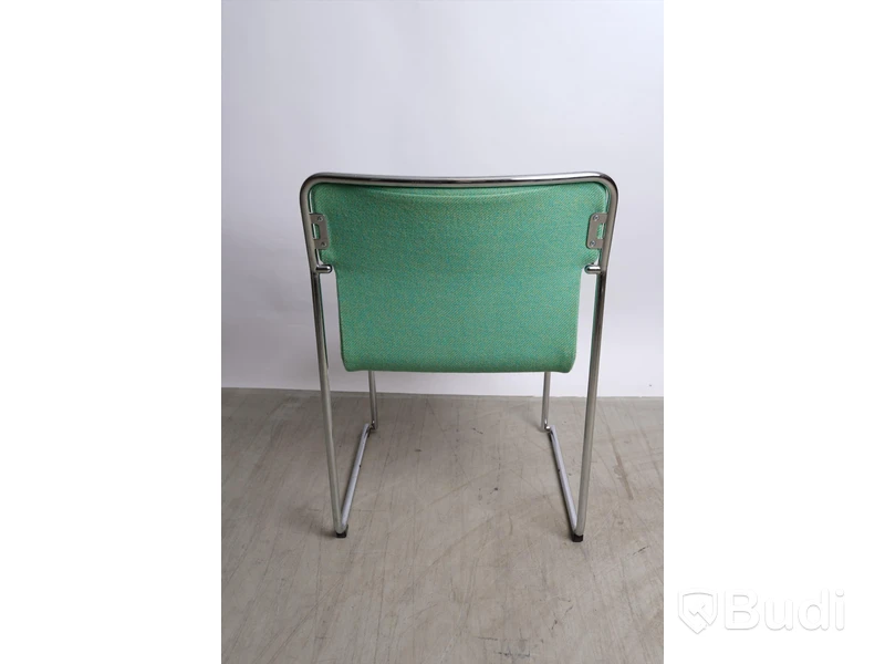 Karmstolar stapelbara Lammhults - 5 st. "77", Design Börje Lindau och Bo Lindekrantz, tillverkningsår 1994. Mindre slitage.
