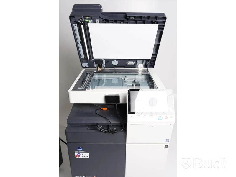 Skrivare med efterbehandlare - Konica Minolta bizhub C224e och FS-534.