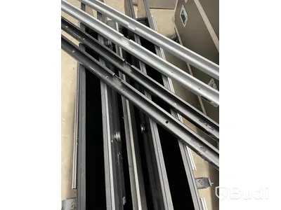 4 st 46” Slim LED Skärm Samsung pro med case