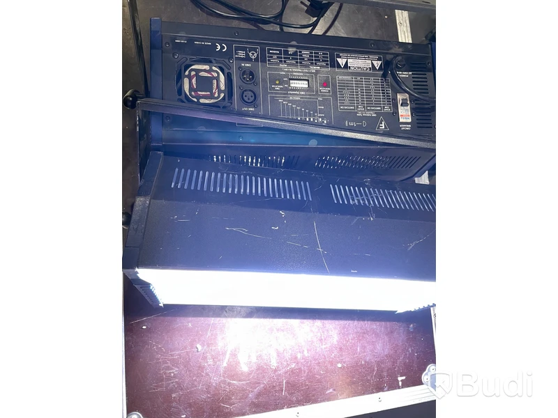 2 st Botex 3000W stroboskop DMX