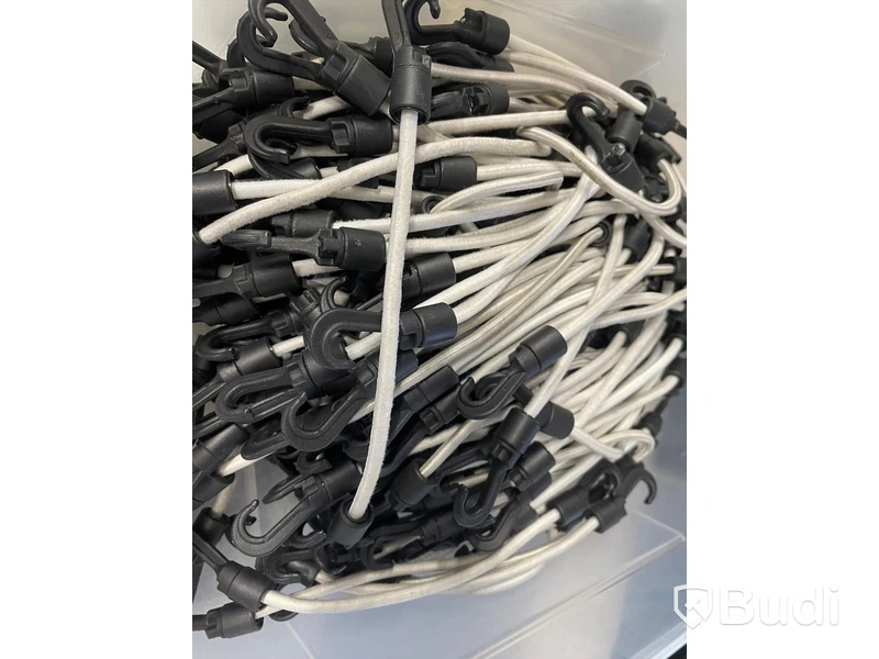 Tygclips och gummistroppar
