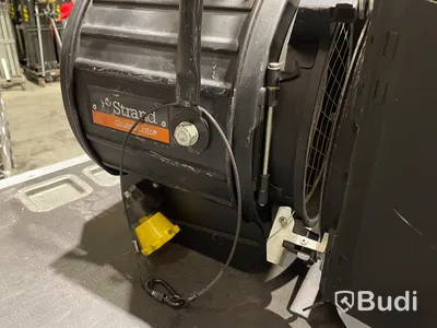 6 St Strand 2 kW Fresnel pol opererad med case