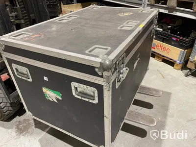 6 St Strand 2 kW Fresnel pol opererad med case