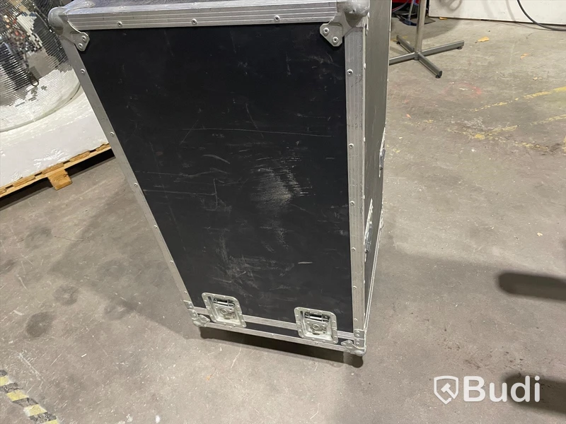 3 St Rackcase