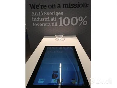Snygg 27" Touchskärm med inbyggd dator I7 och LIMA och case
