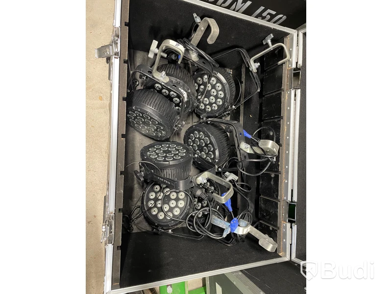 7 St Chauvet SLIMPAR PRO med case