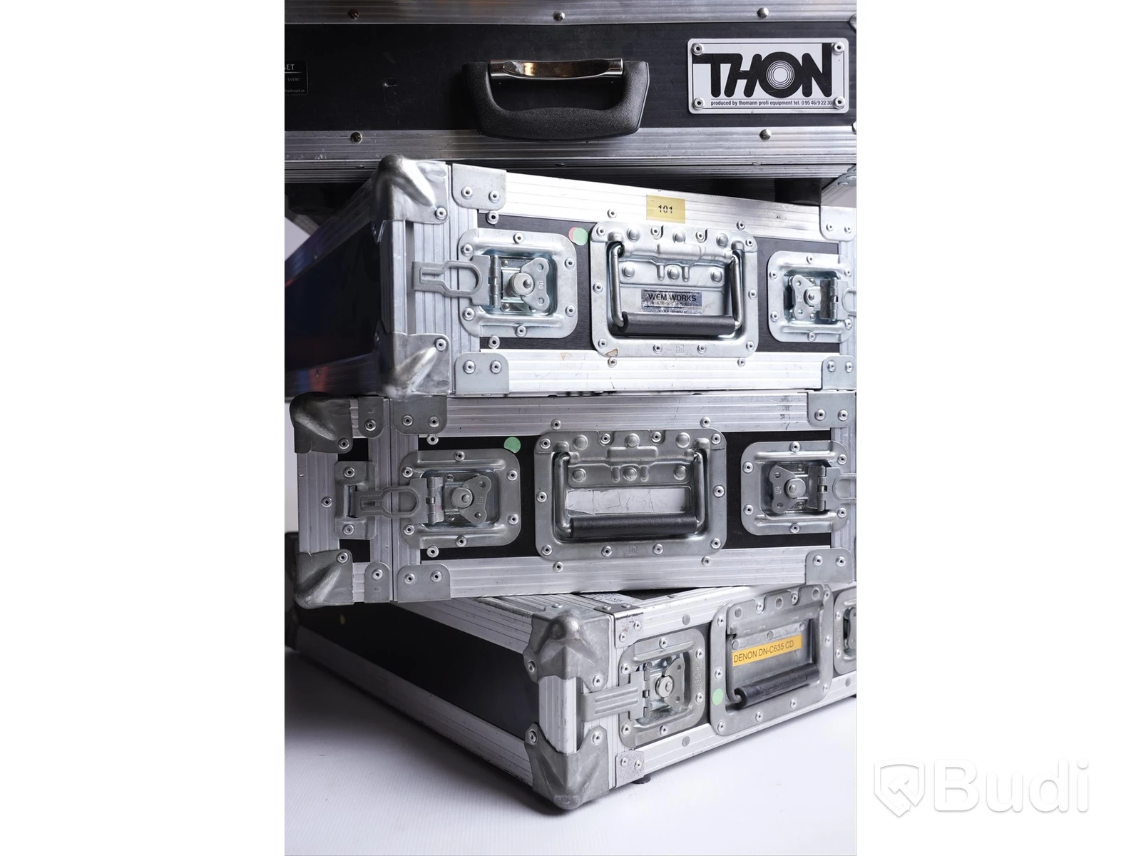 5 St tomma cases