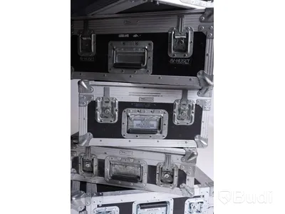 5 St tomma cases