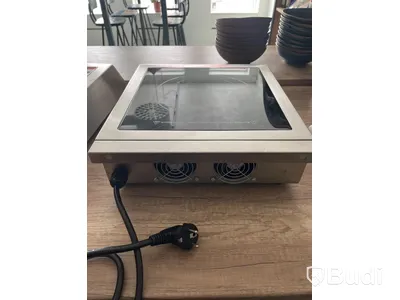 Induktionshäll mobil 3,5kW 340x440xx115 mm. Ord pris 434 kr inköpt 2022
