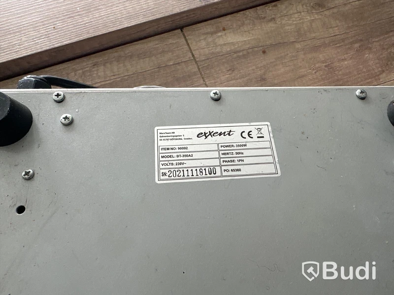 Induktionshäll mobil 3,5kW 340x440xx115 mm. Ord pris 434 kr inköpt 2022