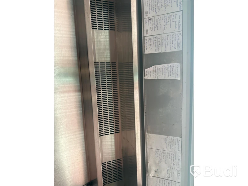 Kallskänkskylbänk KLE-1207 - 1200x650x900 mm - upphöjd kylränna för GN 1/6 kantiner - 7 st draglådor för GN 1/1 150 mm kantiner - Fläktkyld maskinkassett. Ord pris 42.900 kr inköpt 2022