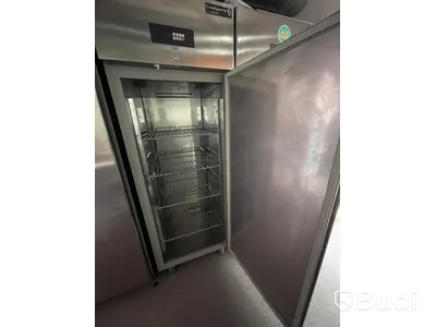 Kylskåp Gemm 720x790x2050 mm, 4 hyllor. Ord pris 25.345 kr inköpt 2022