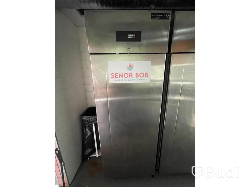 Frysskåp Gemm 720x790x2050 mm 4 Hyllor. Ord pris 28.545 kr inköpt 2022