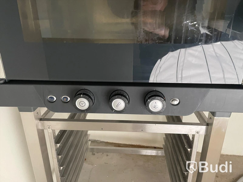 Varmluftsugn Unox XV393 750x773x772 mm 400V 3-fas 7,1kW. Ord pris 24.910 kr inköpt 2022