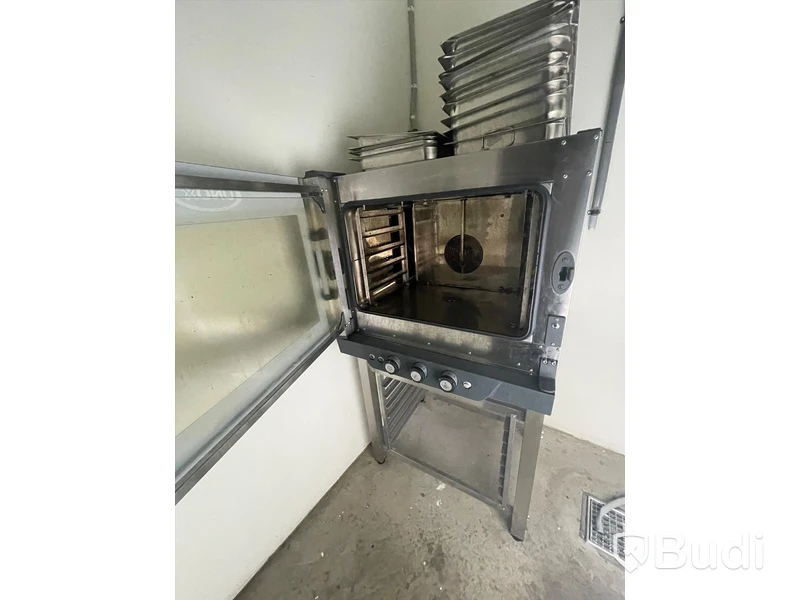 Varmluftsugn Unox XV393 750x773x772 mm 400V 3-fas 7,1kW. Ord pris 24.910 kr inköpt 2022