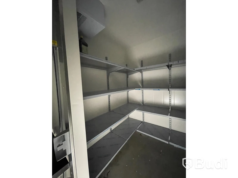 Coolpart Kylrum 80 - B:2300 x D:1800x H:2400 mm - Kylmaskin till kylrum Zanutti MGM 107 hängselmaskin- Dörr 700x2000 mm med jumbolås. Ord pris ca 200.000 kr inköpt 2022