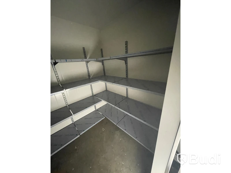 Coolpart Kylrum 80 - B:2300 x D:1800x H:2400 mm - Kylmaskin till kylrum Zanutti MGM 107 hängselmaskin- Dörr 700x2000 mm med jumbolås. Ord pris ca 200.000 kr inköpt 2022
