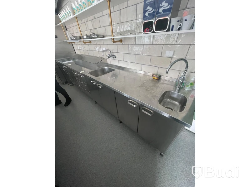Rostfri Arbetsbänk - 3900x700x900 mm - 1 st diskho 500x400x250 mm med silhink och kulve  Ord pris 82.361 kr inköpt 2022