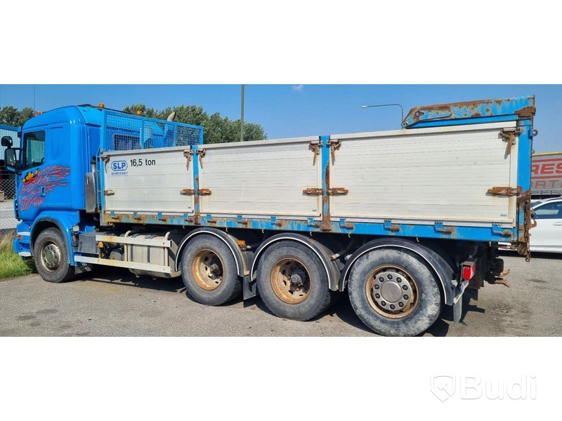 Lastbil SCANIA R560 LB8X4X4HSA - 2011 | Reparationsobjekt