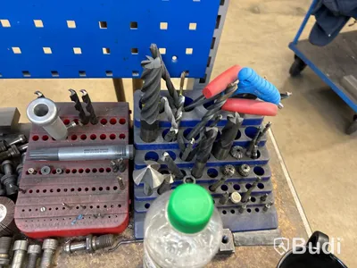 Fräsmaskin flerop Feeler FV-800A