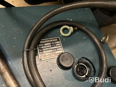 Fräsmaskin flerop Feeler FV-800A
