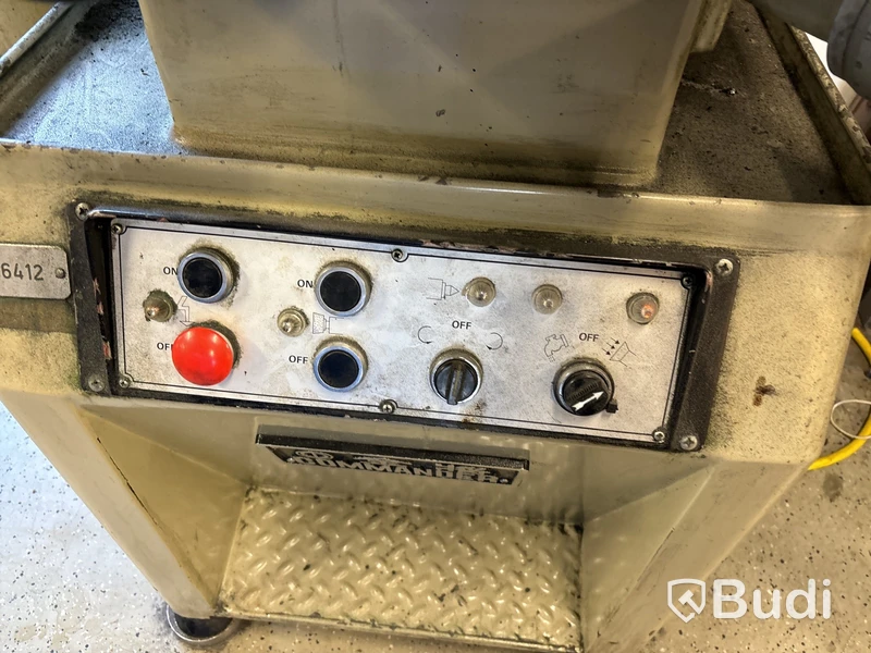 Metallsvarv Commander CDG-610 (multimaskin)