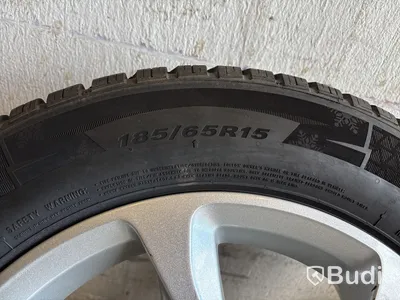 4 st. Däck på fälgar, Nexen 185/65 R15