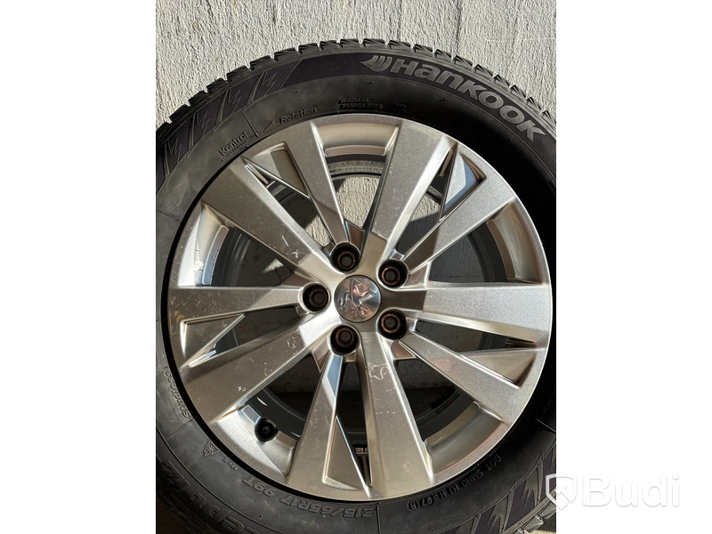 4 st. Däck på fälgar, Hankook 215/65 R17 99T