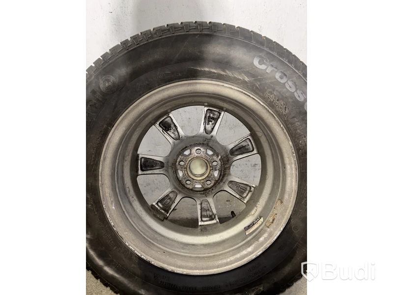 4 st. Däck på fälgar, Contineltal 215/70 R 16