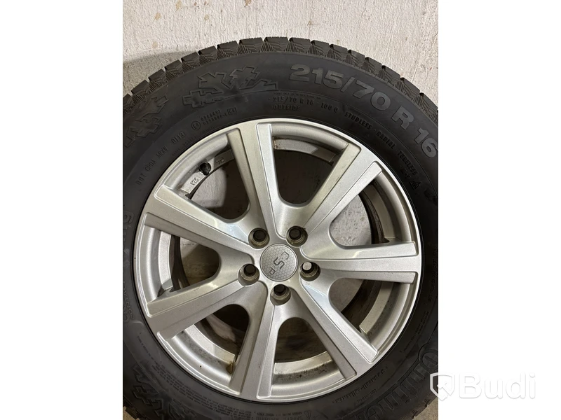 4 st. Däck på fälgar, Contineltal 215/70 R 16